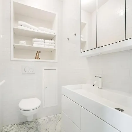 Apartment Special House Daheim In Cologne
